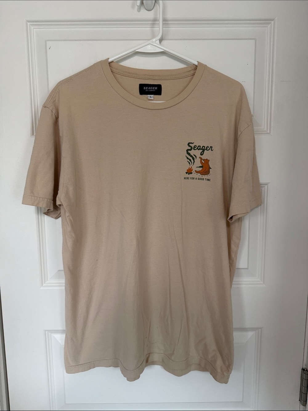 Seager Men’s Beige Graphic Tee